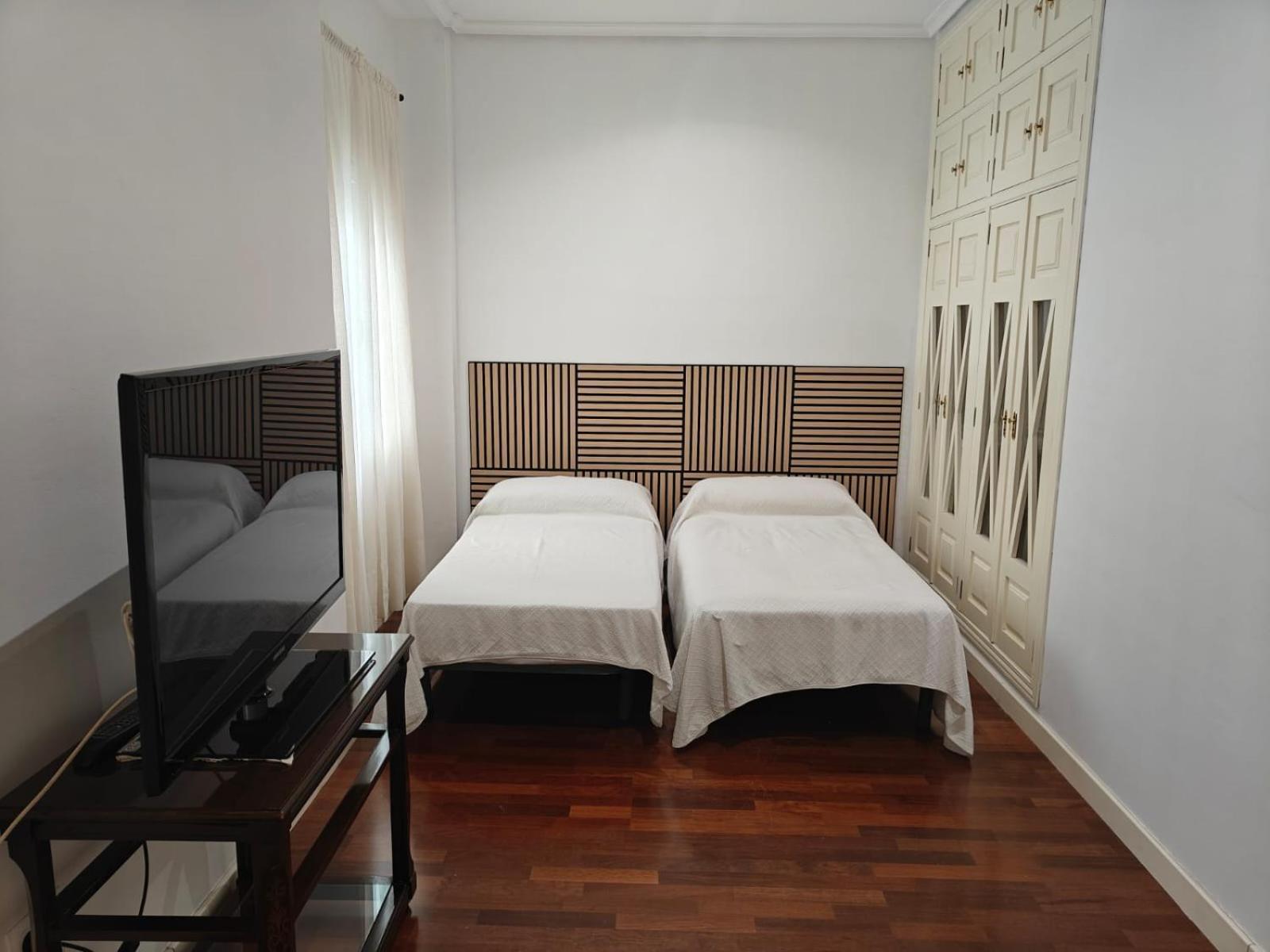 Gran Capitan Luxury Center Apartment- Parking Cordoba Exterior photo